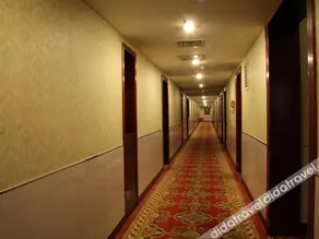 Jinqiao Hotel - Image 5