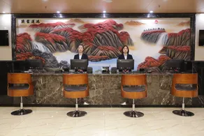 Qian Yuan Hotel - Image 4