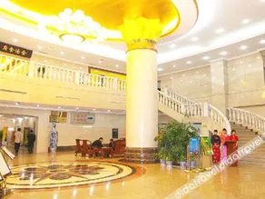 Zhongshan Hotel - Image 2