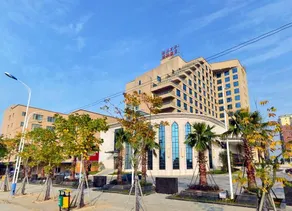 Fuzhou Linchuan Talent International Hotel - Image 1