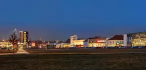 V8 Hotel Classic Motorworld Region Stuttgart - Image 2