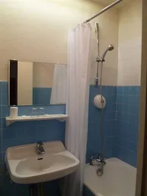 Hotel Du Roule - Image 3