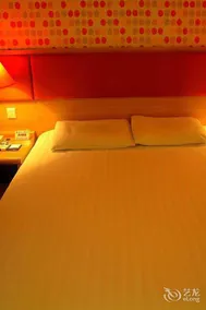 Home Inn Neo Shaoxing Moore City Fengqing Water Street - Image 4