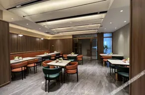 7Days Inn Wuhan Hankou Train Station Huanan Seafood Market - Image 2