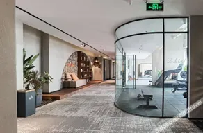 Tiwoli Terrace Hotel (University City Exhibition Center) - Image 4