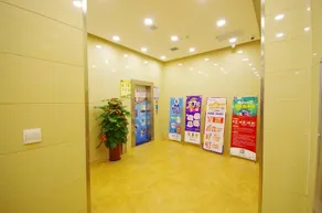 7Days Inn Hanzhong North Street Central Road Garden - Image 5