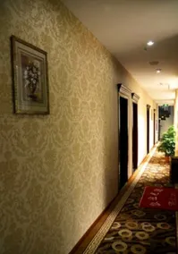 Xichong Mingcheng Holiday Hotel - Image 4