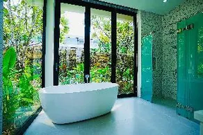 Kiwuki Beachfront Villa - Image 2