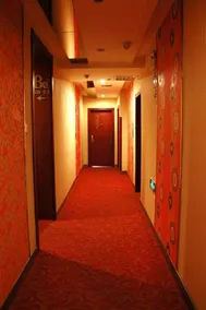 Xiangyun Elegant Fashion Hotel - Image 3