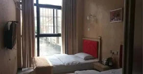 Suining Huafu Business Hotel - Image 5