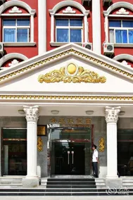 Saint Angel Hotel - Image 2
