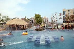 JIN DEBAO KAIYUE INTERNATIONAL HOT SPRING RESORT HOTEL - Image 4