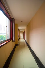 YANDONG BUSINESS HOTEL YINGBIN BRANCH - Image 3