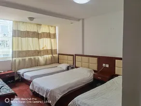 Shanghai Youbai Hotel - Image 5