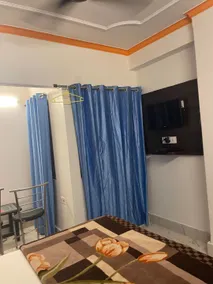 Goroomgo Temple City guest house Varanasi 750 meters from Ganga Assi Ghat - Image 4