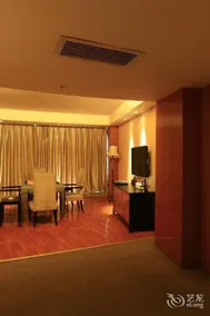 Oriental Lily Hotel - Image 5
