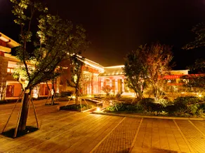 Lotus Hot Spring - Image 4