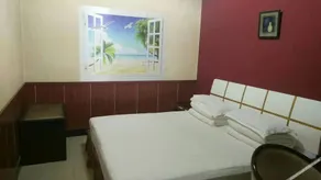 Carrie Business Hotel - Image 4