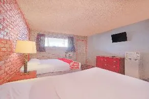 Town & Country Motel Bossier City - Image 4