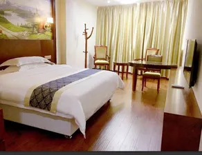 Longhui Business Hotel - Image 4