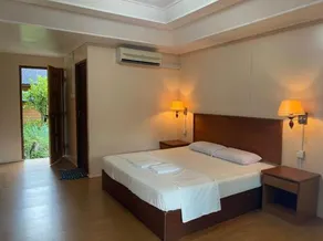Cozy Resort - Image 4