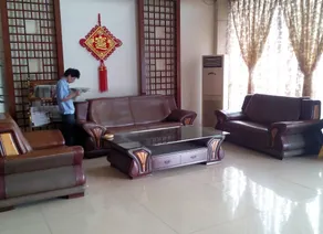 Longju Business Hotel (Dongguan Dalingshan Square Branch) - Image 4