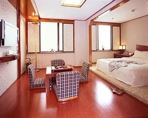 Golden Shine International Hotel - Image 3