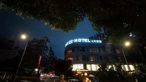 BLACK·HOTEL (Black Detective Hotel) - Image 4