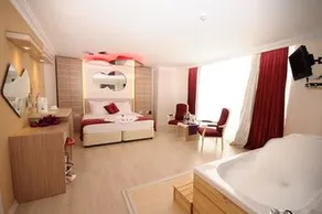 DORA BEACH - Image 3