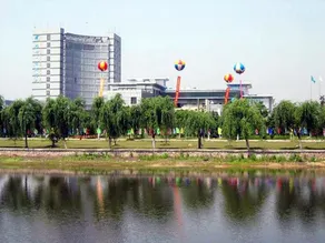 Lakeside Hotel Suzhou - Image 4