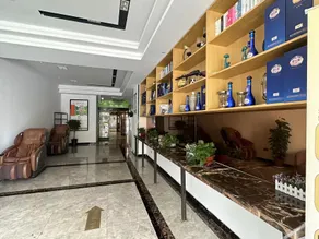Green E-sports Hotel (Shanghai Fengxian Xiaotang Subway Station) - Image 2