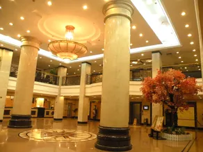 Dolton Lushan Hotel - Image 3