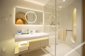 E.We  wenlv hotel - Image 4