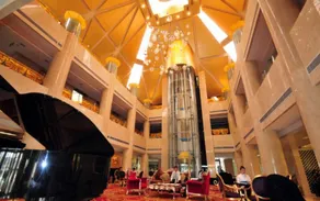 Yizhou Hotel - Image 2
