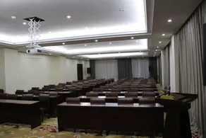 Ruifeng International Hotel - Image 4