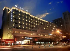 龙悦酒店Longyue Hotel - Image 2