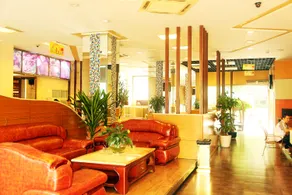 Chengdu Xinmanlou Hotel - Image 2