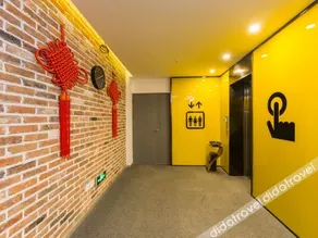 Smart Bear Hotel (Dalian Railway Station Zhongshan Square Subway Station Branch) - Image 5
