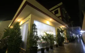 Dermaga Keluarga Sonosewu - Image 4