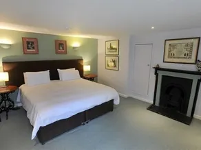 The Bell Hotel Saxmundham - Image 2