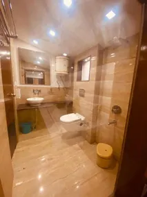 Hotel Royal Classic Residency - Image 4