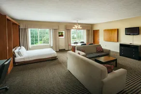 Holiday Inn Express Anchorage - Image 4