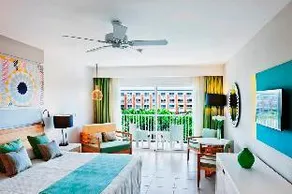 Hotel Playa Vista Azul - Image 5