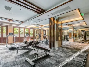 Sanya Mountain and Sea Resort Villa - Image 5