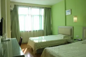 Rest Hotel (Xinchang Dafosi Branch) - Image 4