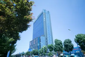 Mid-Level Hotel - Image 3