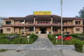 Hotel Pine Breeze And Restaurant - Image 2