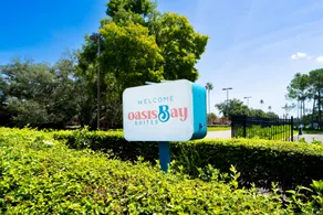 OASIS BAY SUITES, Tampa, Busch Gardens, USF - Image 3