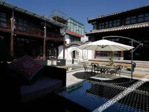 Haitang Bay Resort Pillow Mountain Xigu Snow Mountain View Garden Beauty Villa - Image 2