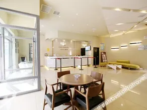 HomeLohas Hotel - Image 4